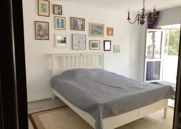Le Garcon De Cristina-Simple,Quiet,Spacious Studio